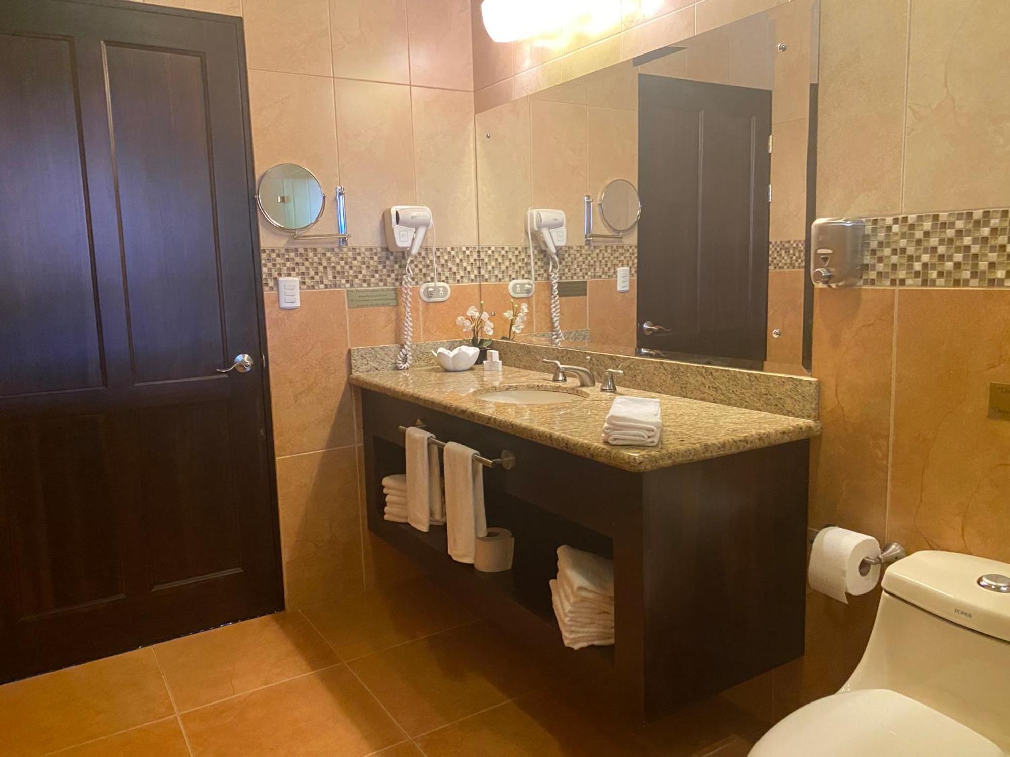Hotel Boutique Casona Del Cafetal And Lakeside Restaurant Cachí 外观 照片