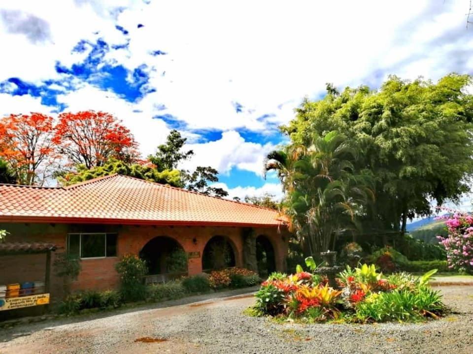 Hotel Boutique Casona Del Cafetal And Lakeside Restaurant Cachí 外观 照片