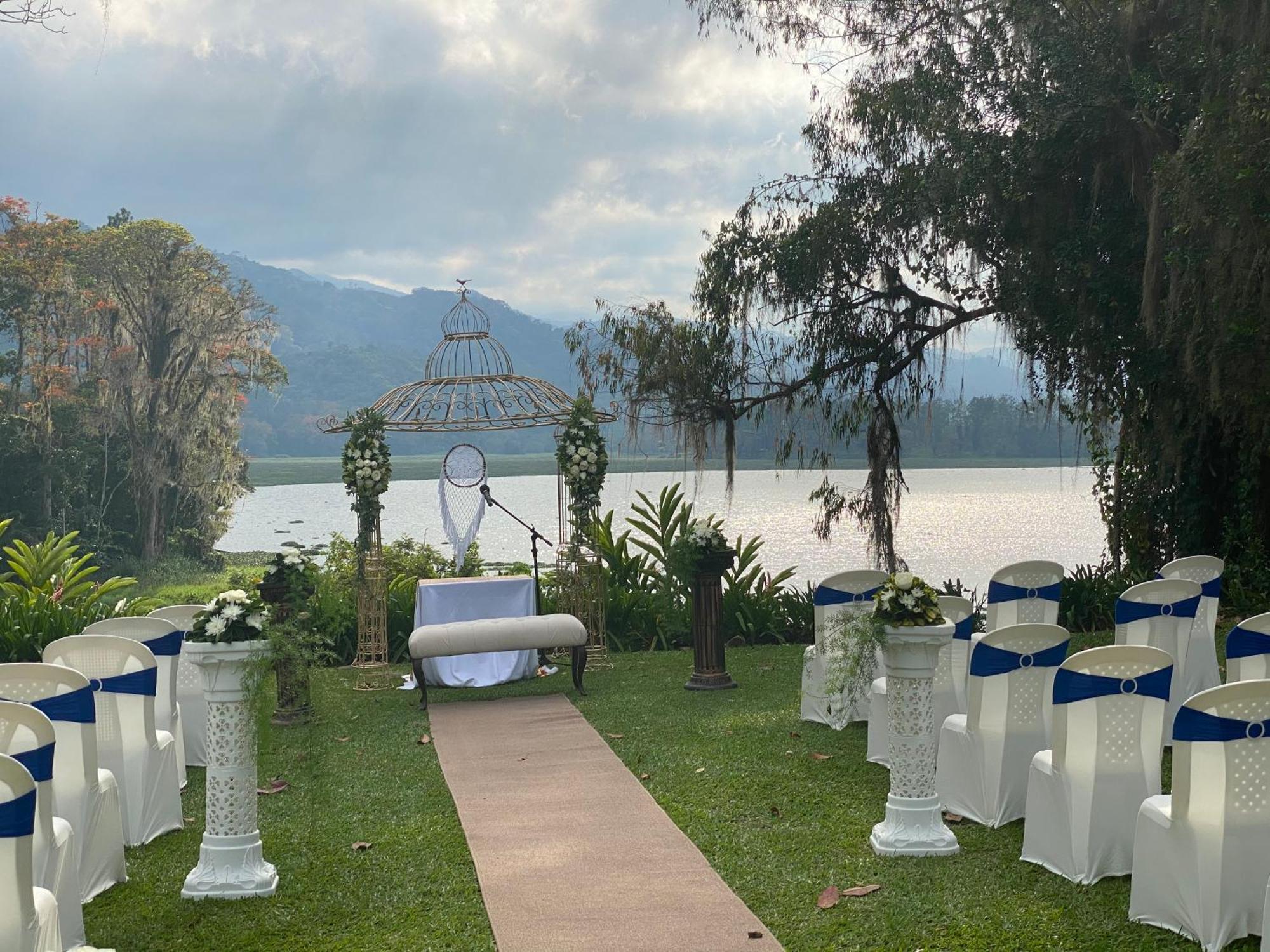 Hotel Boutique Casona Del Cafetal And Lakeside Restaurant Cachí 外观 照片